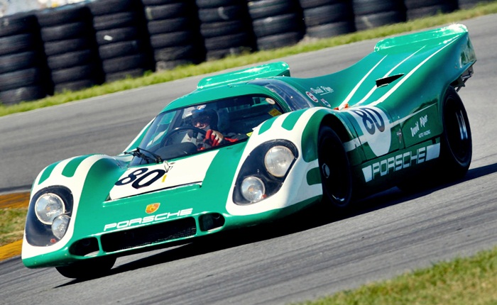 Jornalista pediu modelo emprestado para fazer comparativo para revista especializada (Bill Ibsen/Porsche Club of America) Porsche 917 1